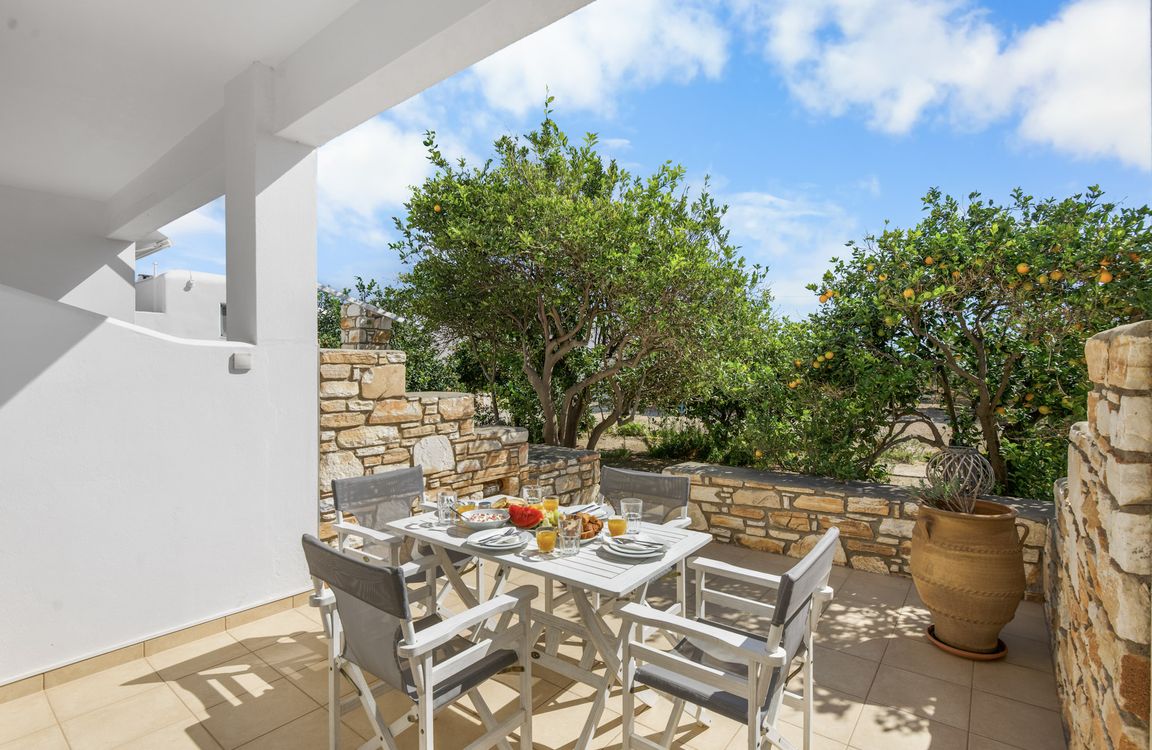 Levander apartment, Flora Apartments Drios Paros – furnished garden terrace